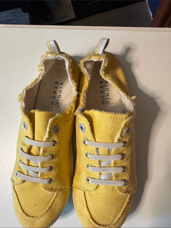 Vionic prismo beach Shoes - Vionic Women’s Yellow Canvas Slip-On Sneakers